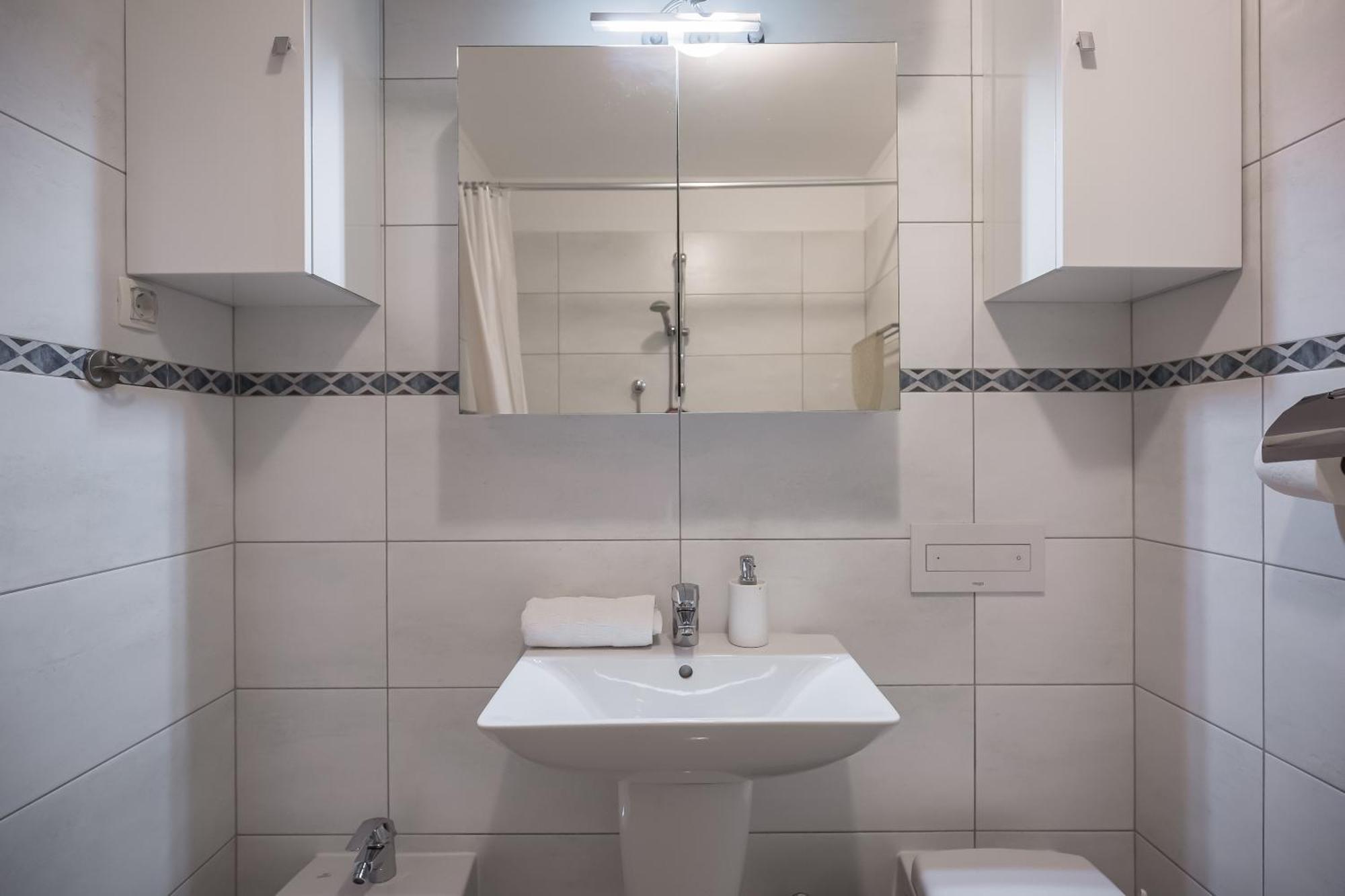 Ap 4+2 In One Of The Most Luxury Building In أوميس الغرفة الصورة
